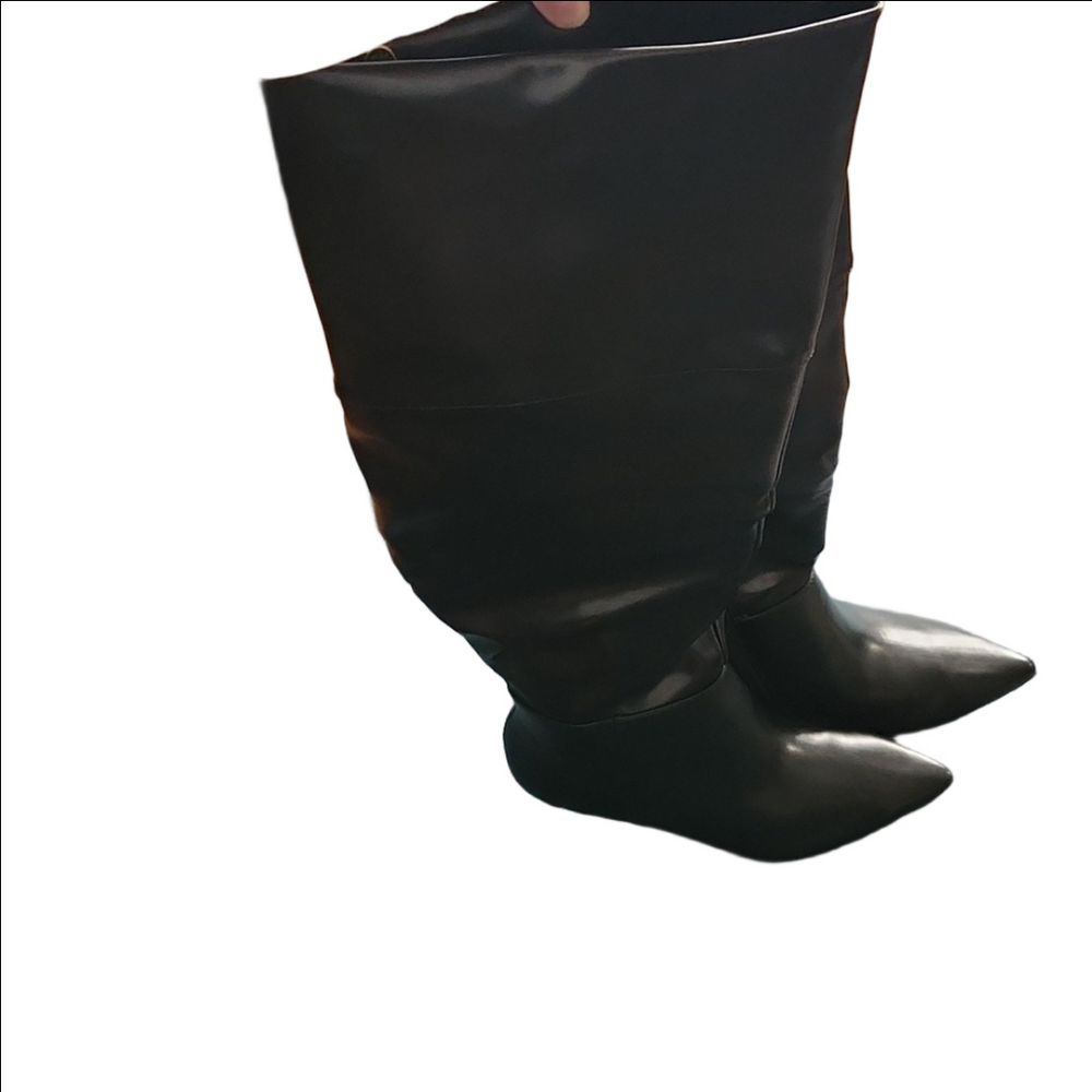 Over The Knee Black Boots - Picture 13 of 13